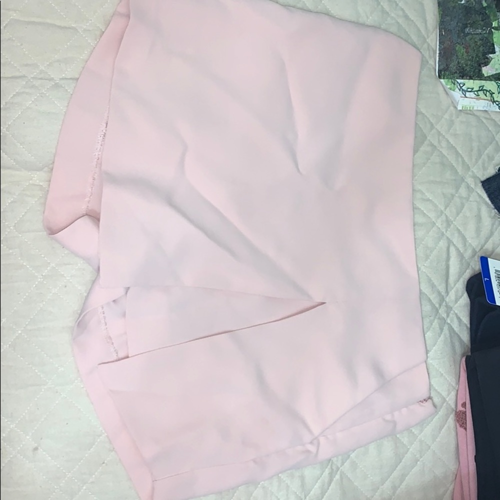 BRAND NEW blush pink skorrt!
